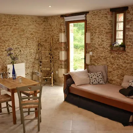 Gite De Charme Au Chateau Le Vignau